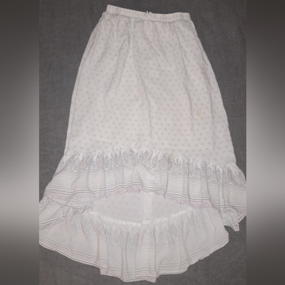Art Class White High-Low Skirt with Ruffles